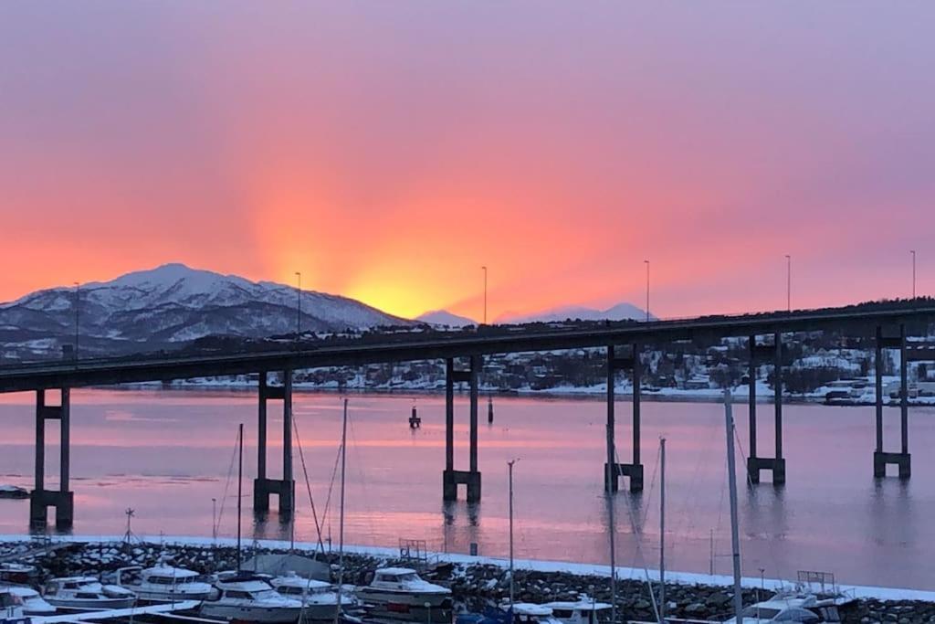Gateway Senja Apartment Finnsnes Luaran gambar
